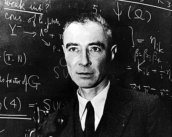Oppenheimer: Ciencias y desarrollo